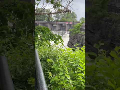 Waterfall Money’s Beach Ottawa Canada 🍁 🇨🇦