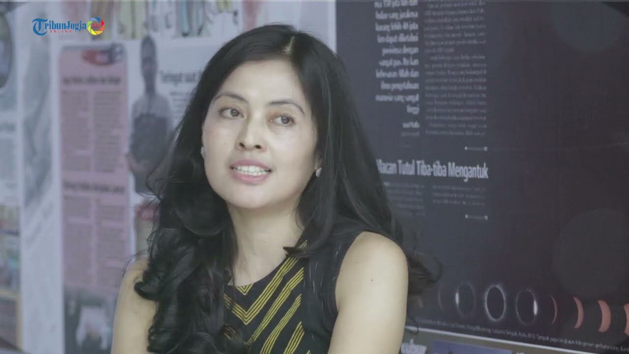 "LURIK PRASOJO" Sang Pelopor Lurik