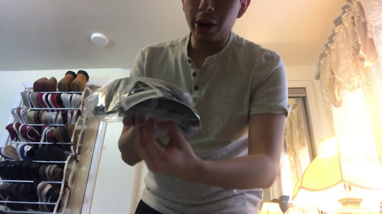 Unboxing Supreme 2-Tone Denim Camp Cap | Review SS20