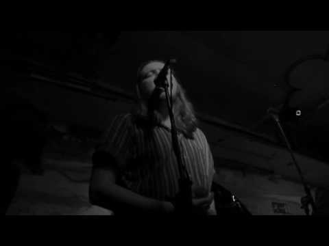 Vulgarians - Live @ Shackelwell Arms 22/11/2016 (4 of 8)