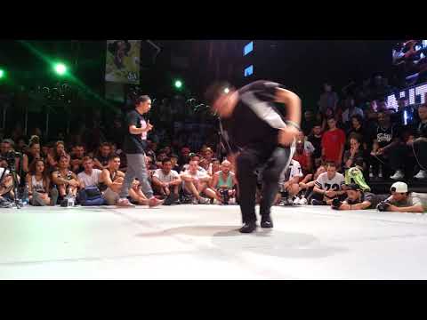 Outbreak Europe 2015 - El Niño vs. Husky Husk