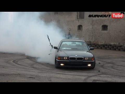 Majówka z BMW w Dobrzycy - zwycięzca pokazu mocy BMW E38 735