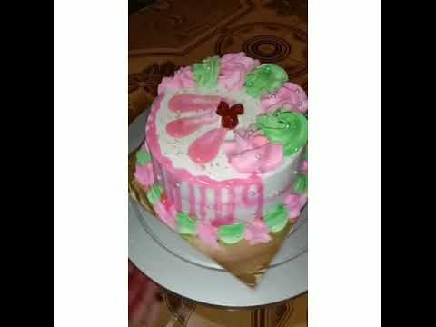 new style strawberry cake