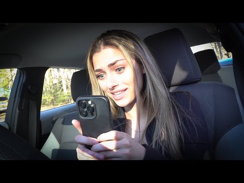 患有 "主角綜合症 "的女孩們 (Girls With "Main Character Syndrome")