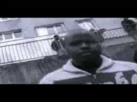 Video thumbnail for Mode de vie étrange