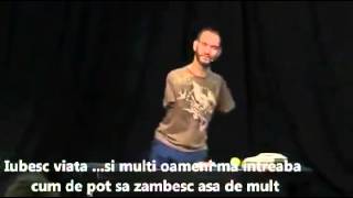 Nick Vujicic, barbatul nascut fara maini si picioare: Iubesc Viata!