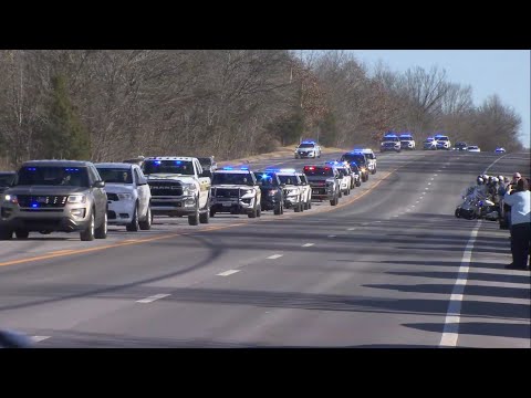 Escort held for slain Robertson County deputy