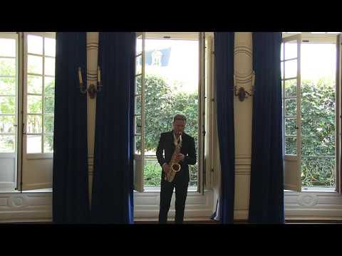 Dmitri Ouvaroff - Johann Sebastian Bach. Suite No.2. Prélude