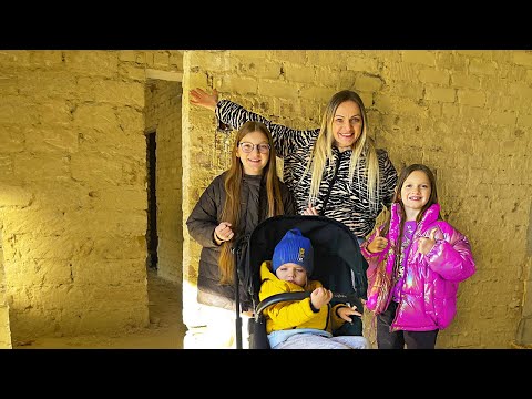 🏠Our HOUSE tour 🔑 We haven't moved in yet 😄