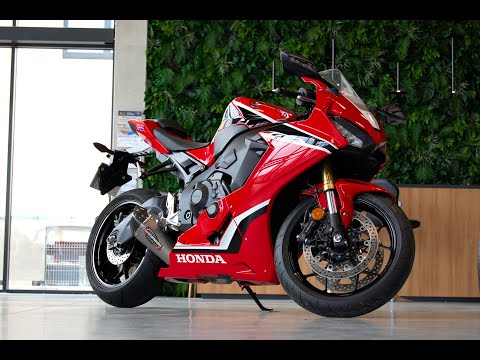 CBR 1000 RR Fireblade - Brand New