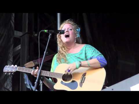 LINDSAY FERGUSON Band Perform "RIGHT ABOUT YOU" at the Ottawa Bluesfest July 8, 2010