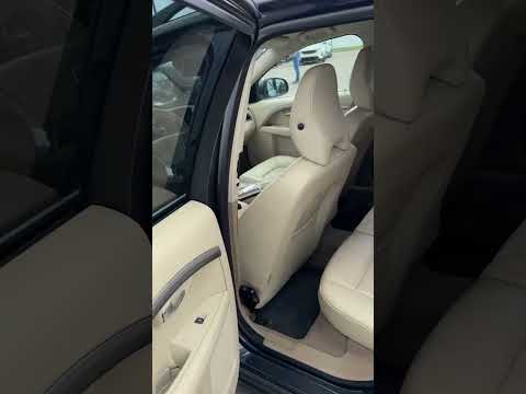 фото volvo v70 iii 0