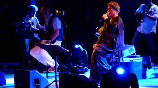 Vassilikos & Dimitra Galani -  The Look of Love & Θα σ' αγαπώ (2011)