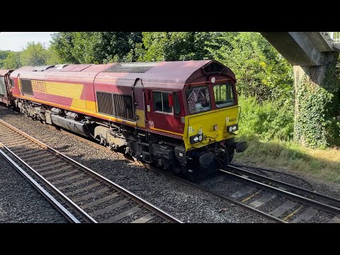 Class 66 | 66028 | DB Cargo UK - EWS Livery