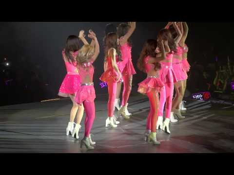 140215 SNSD 少女時代 Girls & Peace Tour in Macau Hoot