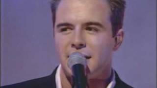 Westlife - What Makes A Man (Live @ TOTP 2000)