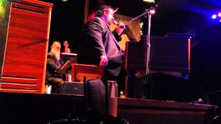 Joey DeFrancesco singing the Christmas Blues