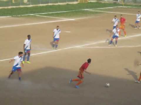 carovigno-aradeo 1-0 azione aradeo 62°