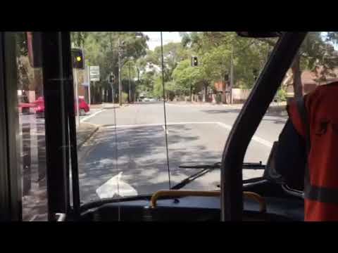 909 - Parra - Bankstown - Exit Meredith - turn left into Rickard - LANE SHARE