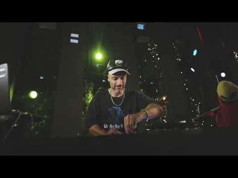 Asi-C Live Scratching - Israeli Wedding !