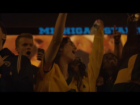 Michigan Students Sing Along to "Mr. Brightside" at Night Game