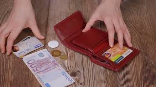 Шкіряний жіночий гаманець із монетницею ST Leather 19480 бордовий