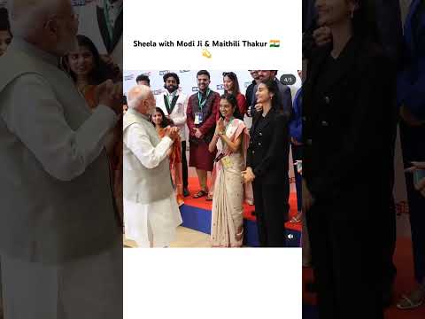 Aparna Tandale (Sheela) with PM Modi & Maithili Thakur | Iconic Moment 🇮🇳✨