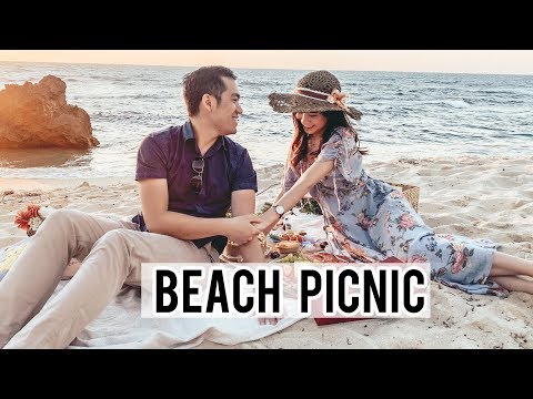 download lagu mp3 mp4 Romantic Beach Picnic, download lagu Romantic Beach Picnic gratis, unduh video klip Romantic Beach Picnic