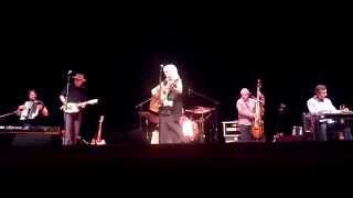 Emmylou Harris – “Save The Last Dance For Me” at Peabody Auditorium, Daytona Beach, FL (11/13/14)