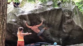 Video thumbnail of Golden Boy, V7. Squamish