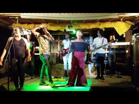 Zosia and Chino McGregor live at Reggae Offsprings 2016