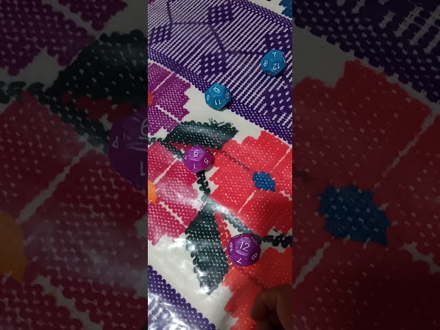 Vídeo relacionado con Think Fun Mathe 76316 - Dados de juguete para niños