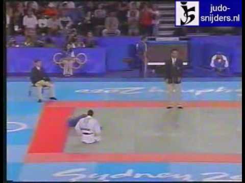 Judo 2000 Sydney: Giuseppe Maddaloni (ITA) - Anatoly Laryukov (BLR) [-73kg].
