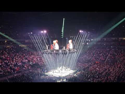 RONDO VOCAL Live in der LANXESS ARENA mit einem Gastauftritt bei "KÖLLE SINGT" mit Björn Heuser