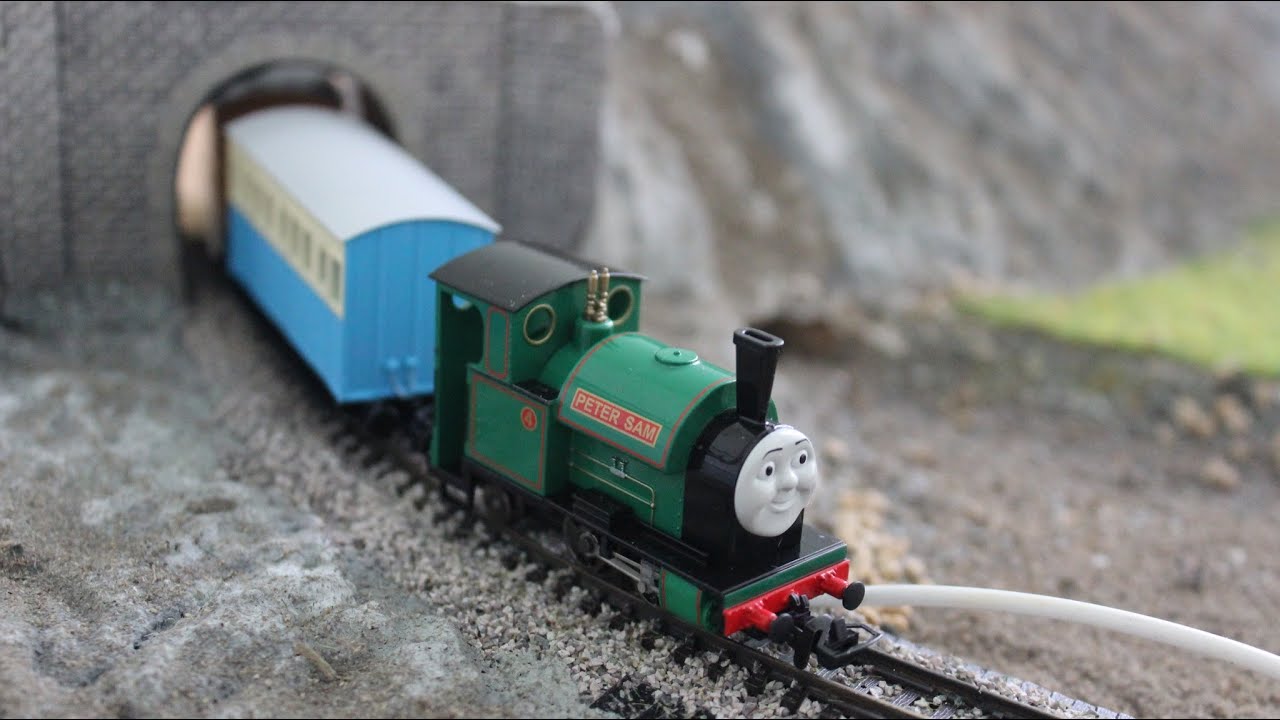 HD Thomas the Tank Engine Bachmann Peter Sam Review and Run