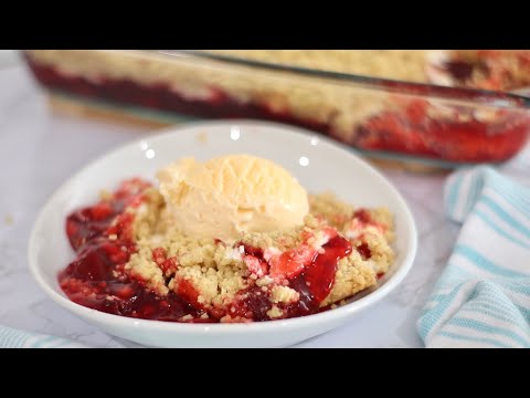 Easy STRAWBERRY CHEESECAKE DUMP CAKE Recipe with...