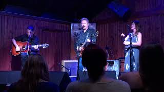 Lee Roy Parnell Heart's Desire at the Saxon Pup playing slide on a Grammatico Kingsville