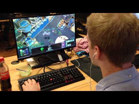 Dayshi(Pov) vs Armani (TvZ) Habitation Station. HomeStory cup IX