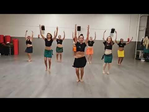 Matatini mou dance studio #matarani #dancepractice #dancestudio #tahiti #dancer #dance @firstlady