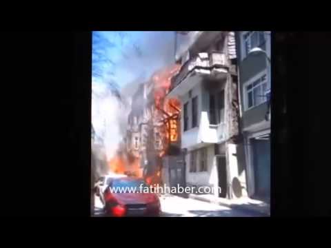 Fatih Fener Balat Mahallesinde Yangın 5 Tarihi Bina yandı
