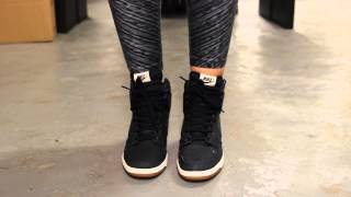 Wmns Dunk Sky Hi Essential "Obsidian/Denim" - On Feet Video @ Exclucity