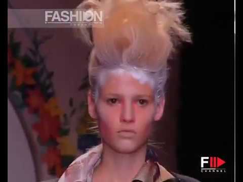 VIVIENNE WESTWOOD Spring Summer 2005 Paris Pret a Porter by Fashion Channel