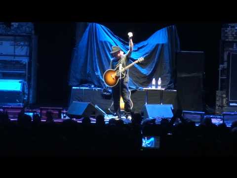 Corey Taylor (Stone Sour) Taciturn - (Live in Las Vegas) HD