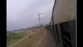 preview picture of video 'Scenic Beauty of Kalinarayanpur - Sealdaha-Shantipur Local Train'