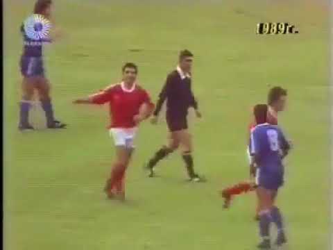 Hristo Stoichkov (CSKA Sófia) - 01/10/1989 - CSKA Sófia 5x0 Levski Sófia - 4 gols