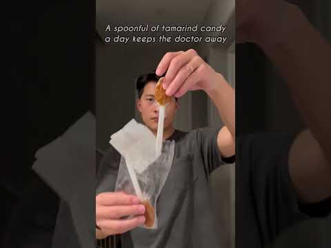 A spoonful of tamarind candy a day keeps the doctor away #hungryfam #snacktime #mukbangvideo