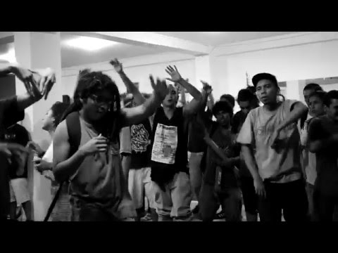 TRACK DE CLICKA en vivo en CONTRACAMPAÑA