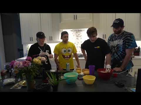 [HasanAbi Clip 31/05/2021] Hasan, Mizkif and Ludwig call Adin Ross and FaZe Banks