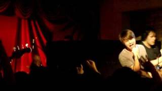 Silverstein - Fist Wrapped in Blood