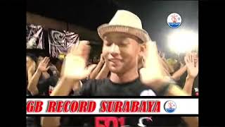 Download lagu Debu Debu Jalanan - Gerry Mahesa (Adella) mp3